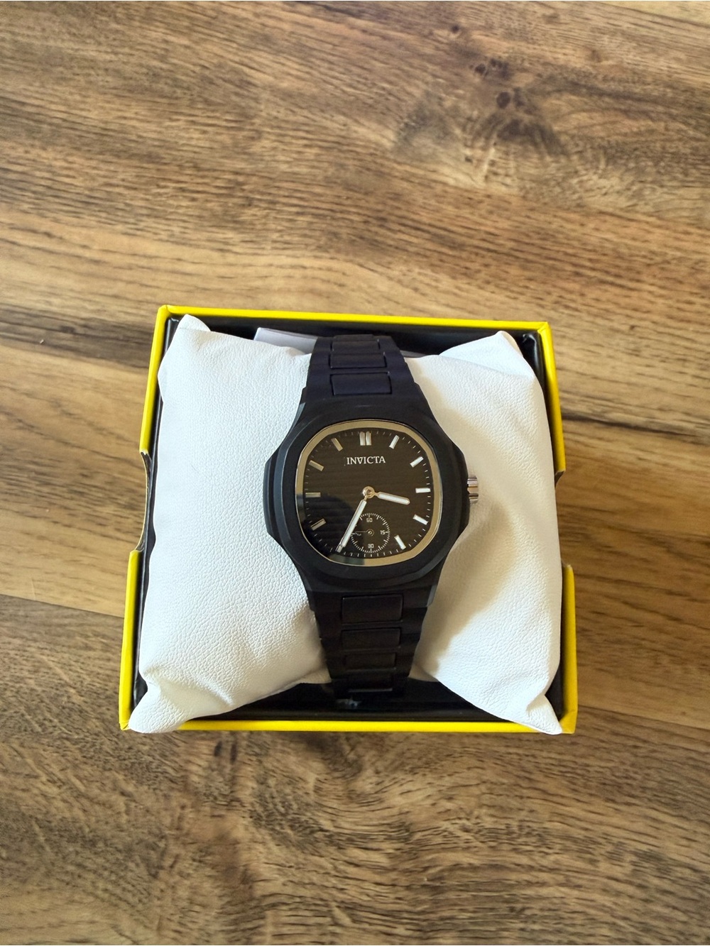 Invicta Black Men's Sport Bracelet Watch with Black Dial